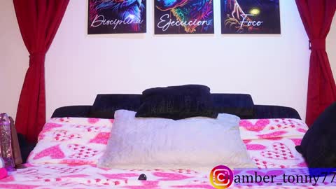 Snapshot of amber_tony77 chatting on 23, 11, 2025 online show from 23, 11, 2025