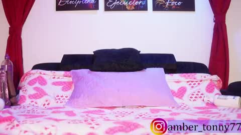 Snapshot of amber_tony77 chatting on 24, 11, 2025 online show from 24, 11, 2025