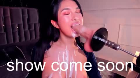 Amber Ashford online show from 5, 10, 2025