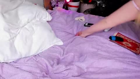    i am here online show from 10, 2, 2026