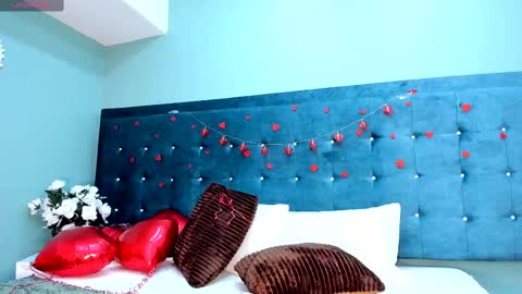 Amber Collins online show from 15, 2, 2025