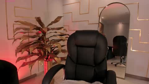 Amber  online show from 31, 10, 2025