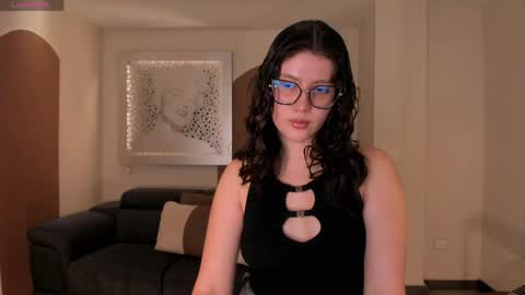 Snapshot of amberfarrell chatting on 4, 6, 2026 Amber online show from 4, 6, 2026