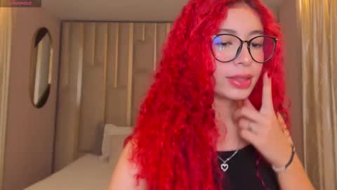 Amber Fox online show from 17, 12, 2025