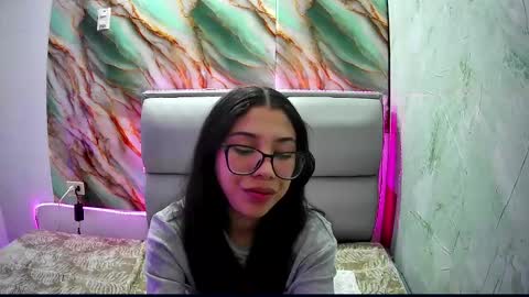 Amber Jeong online show from 29, 1, 2025