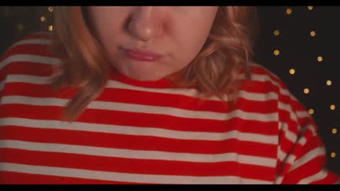 Snapshot of amberlyyy chatting on 13, 12, 2024 my name is Sonya but you can call me your favorite girl 3 online show from 13, 12, 2024