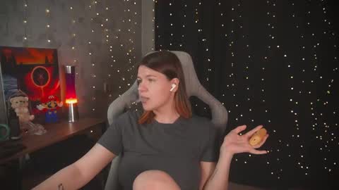 Snapshot of amberlyyy chatting on 11, 10, 2025 my name is Sonya but you can call me your favorite girl 3 online show from 11, 10, 2025