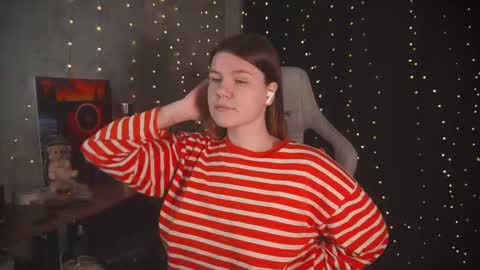 Snapshot of amberlyyy chatting on 16, 11, 2025 my name is Sonya but you can call me your favorite girl 3 online show from 16, 11, 2025