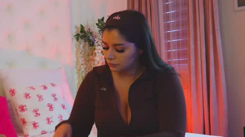 Amberseyes online show from 25, 3, 2026