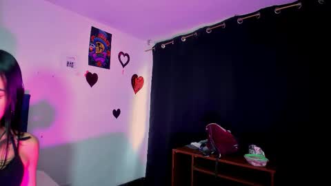 Amber  online show from 17, 9, 2025