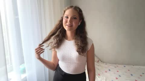 Snapshot of ameeteuscher chatting on 10, 5, 2026 Mia online show from 10, 5, 2026