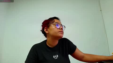 Snapshot of ameli_and_lucas chatting on 8, 1, 2025 Amelia Lucas online show from 8, 1, 2025