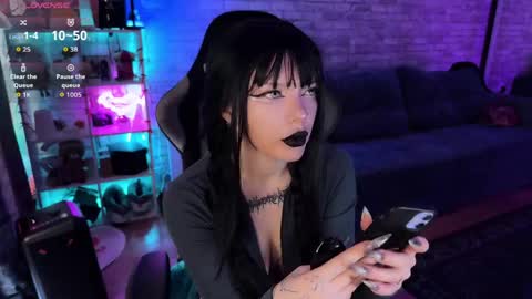 Amelia Aley  online show from 15, 4, 2026