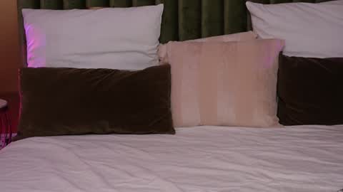 Amelia online show from 1, 2, 2025