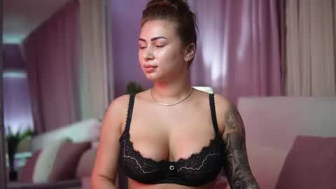  Amelia  online show from 4, 7, 2026