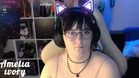 ameliaivory online show from 25, 6, 2026