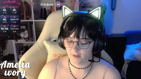 ameliaivory online show from 25, 6, 2026