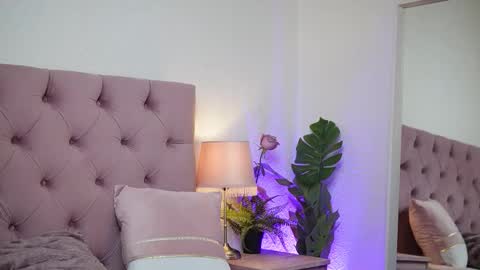  Amelia  online show from 2, 12, 2025