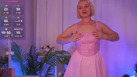Snapshot of ameliawells chatting on 17, 10, 2025 Amelia online show from 17, 10, 2025
