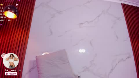 Snapshot of amelie_leigh chatting on 11, 12, 2024 Alejandra online show from 11, 12, 2024