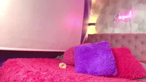 Snapshot of amelie_sutra chatting on 14, 12, 2025 Amelie online show from 14, 12, 2025