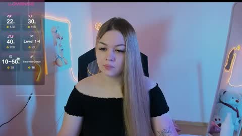Snapshot of ameliepeach chatting on 24, 4, 2026 Amelie online show from 24, 4, 2026