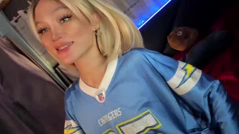 Snapshot of amelinckx chatting on 11, 2, 2025 amelinckx online show from 11, 2, 2025