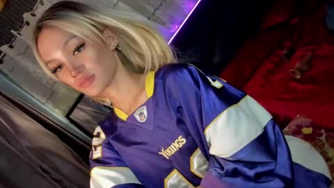 Snapshot of amelinckx chatting on 18, 2, 2025 amelinckx online show from 18, 2, 2025