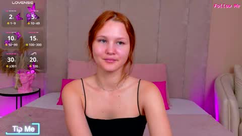 AmeliRoyse online show from 6, 11, 2025