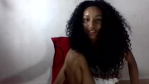 amelisy20005 online show from 14, 5, 2026