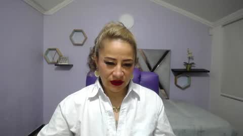 Amell Thomson online show from 30, 12, 2024