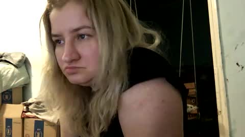 amely12 online show from 23, 1, 2025