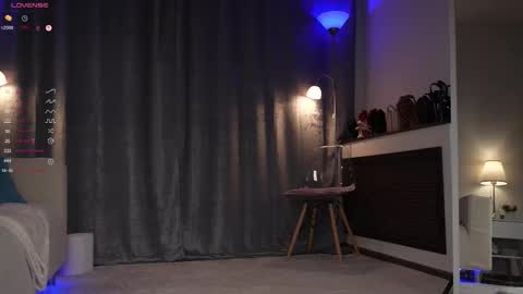 Amy  online show from 15, 9, 2025