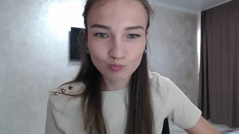 Julia online show from 22, 7, 2026