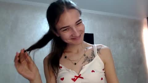 Snapshot of amethystnight_ chatting on 4, 12, 2025 Julia online show from 4, 12, 2025