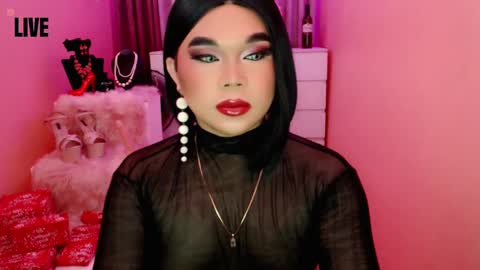 Snapshot of amiadoll chatting on 11, 12, 2024 Queen Mireska online show from 11, 12, 2024