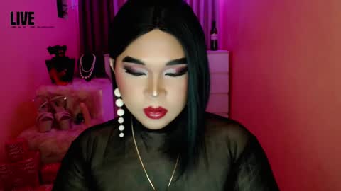 Snapshot of amiadoll chatting on 20, 12, 2024 Queen Mireska online show from 20, 12, 2024