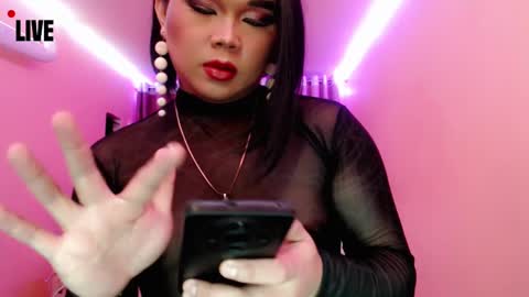 Snapshot of amiadoll chatting on 20, 12, 2024 Queen Mireska online show from 20, 12, 2024