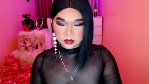 Snapshot of amiadoll chatting on 21, 12, 2024 Queen Mireska online show from 21, 12, 2024