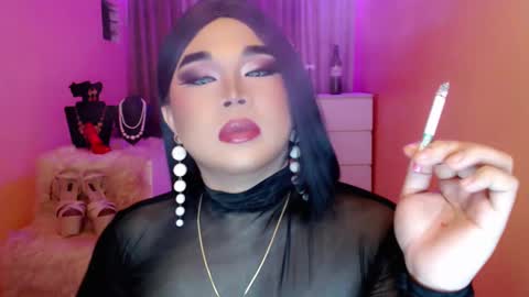 Snapshot of amiadoll chatting on 26, 12, 2024 Queen Mireska online show from 26, 12, 2024