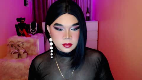 Snapshot of amiadoll chatting on 28, 12, 2024 Queen Mireska online show from 28, 12, 2024