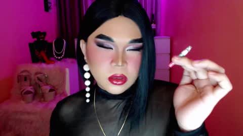 Snapshot of amiadoll chatting on 2, 1, 2025 Queen Mireska online show from 2, 1, 2025