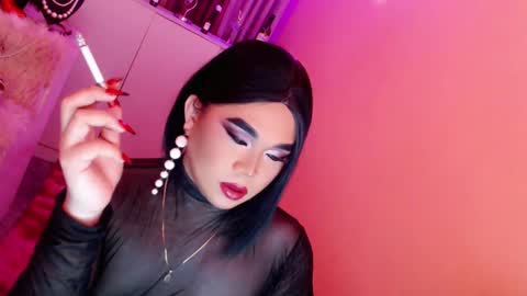 Snapshot of amiadoll chatting on 13, 1, 2025 Queen Mireska online show from 13, 1, 2025