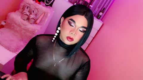 Snapshot of amiadoll chatting on 26, 1, 2025 Queen Mireska online show from 26, 1, 2025