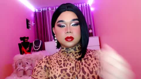 Snapshot of amiadoll chatting on 1, 2, 2025 Queen Mireska online show from 1, 2, 2025