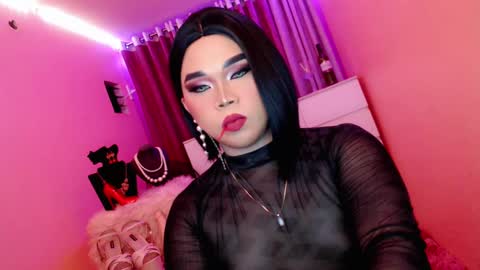 Snapshot of amiadoll chatting on 6, 2, 2025 Queen Mireska online show from 6, 2, 2025