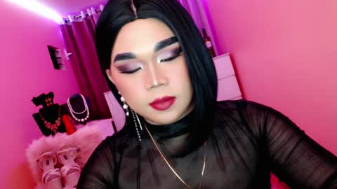 Snapshot of amiadoll chatting on 13, 2, 2025 Queen Mireska online show from 13, 2, 2025