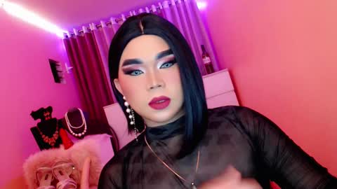 Snapshot of amiadoll chatting on 26, 2, 2025 Queen Mireska online show from 26, 2, 2025