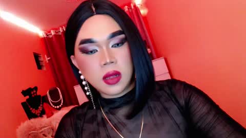 Snapshot of amiadoll chatting on 2, 3, 2025 Queen Mireska online show from 2, 3, 2025