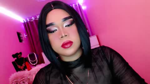 Snapshot of amiadoll chatting on 5, 3, 2025 Queen Mireska online show from 5, 3, 2025